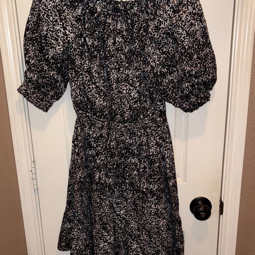 GAP Black and White Midi Dress